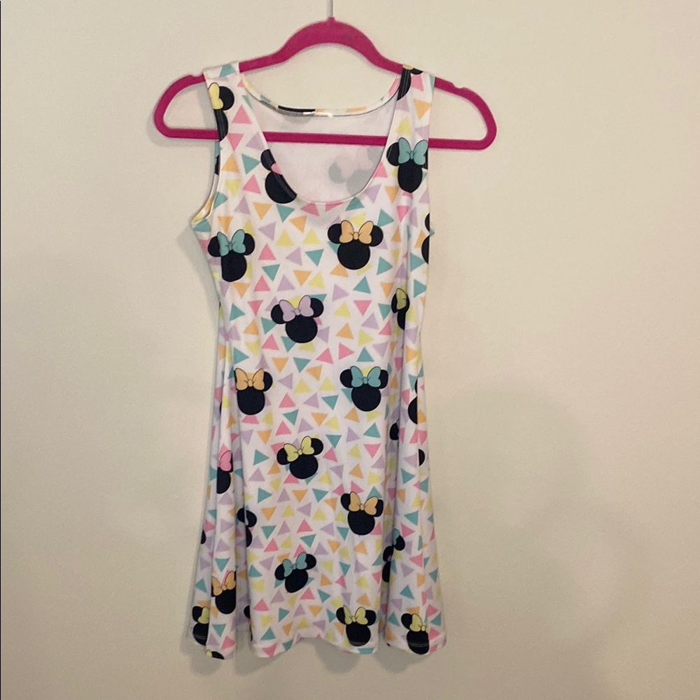 Women’s Minnie Mouse swing Dress size L